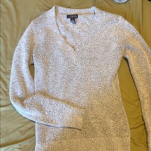 Dollcake Women's Light Gray V-Neck Sweater
